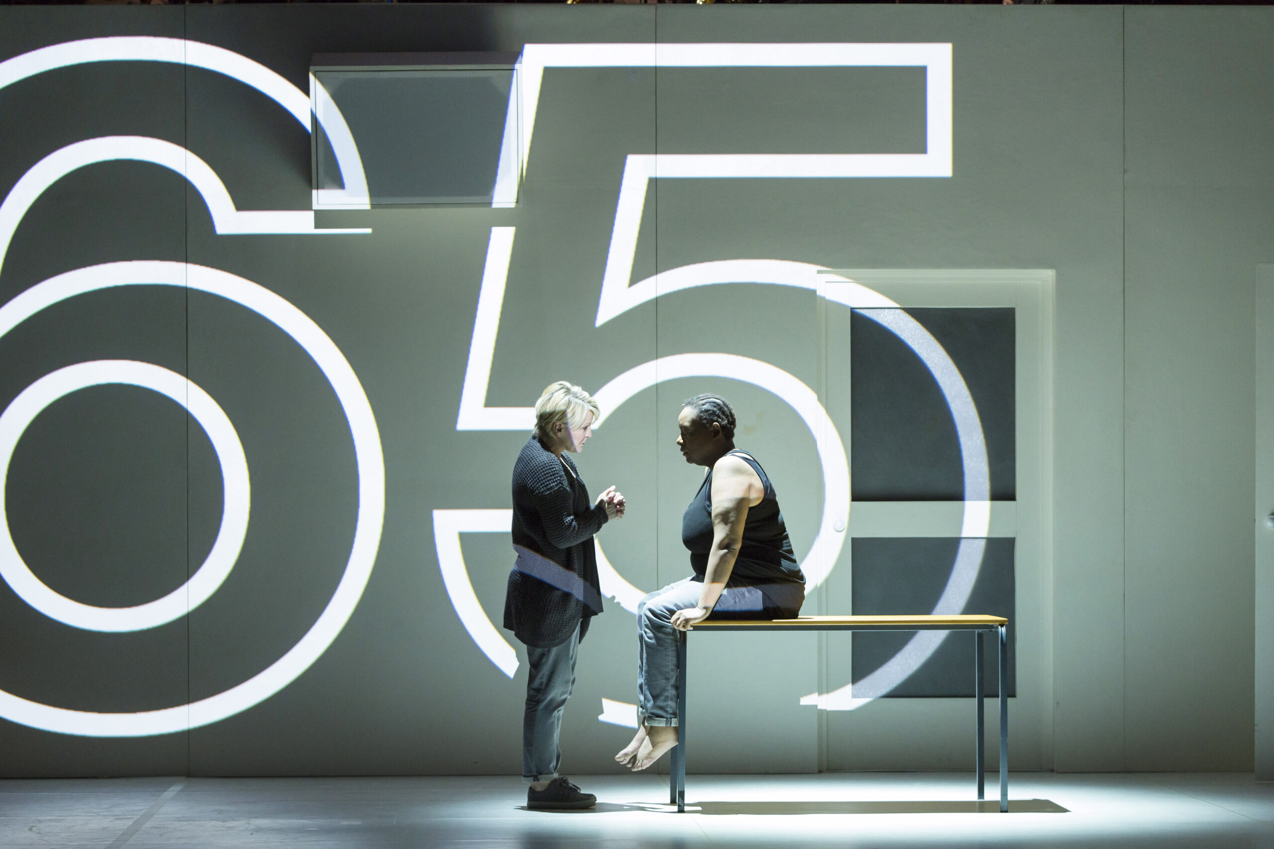 Press images of 4.48 Psychosis / Royal Opera by Stephen Cummiskey
